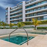 Bohemian 2Br - Morros Kai - Private Pool & Parking